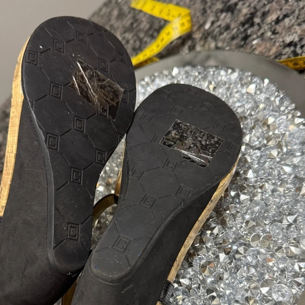 Chaps Raevyn thong Black Cork Wedge Sandals EUC 7.5